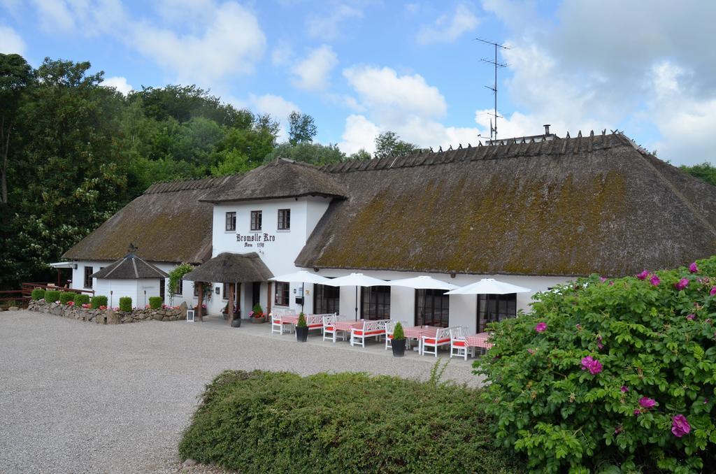 Bromolle Kro Hotel Jyderup Kültér fotó